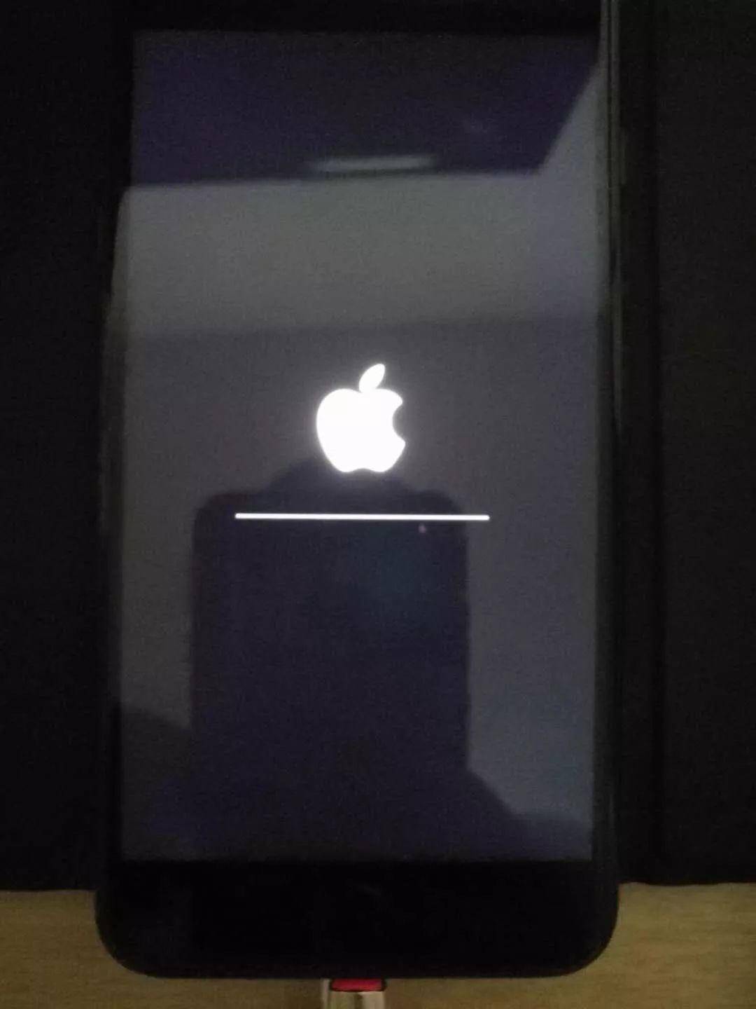 IOS13测试版出了，顺手更新体验下
